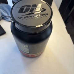 On Optimum Nutrition Gold Standard 100% Whey Protein Powder French Vanilla Crème