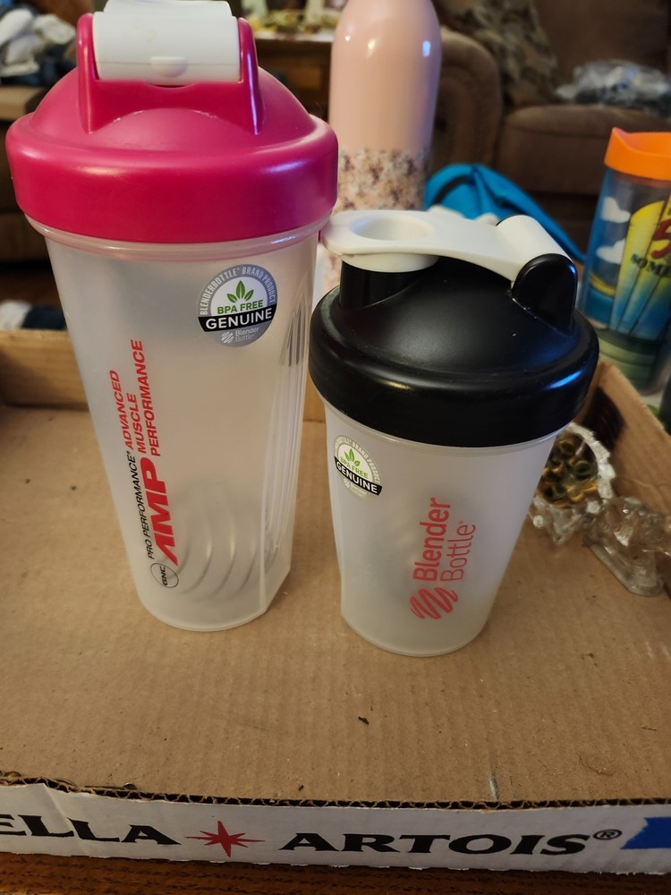 GNC Pro Performance Advanced Muscle Performance Blender Bottles 20oz and 12oz