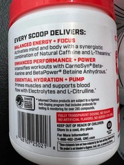 GNC Pro Pre-Workout Blue Raspberry 30 Servings Natural Caffeine 160mg Hydration