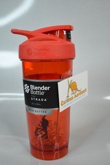 Blender Bottle 28 oz. Strada Red Shaker Bottle w/ Loop Top, Push Button NEW