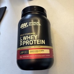 On Optimum Nutrition Gold Standard 100% Whey Protein Powder French Vanilla Crème