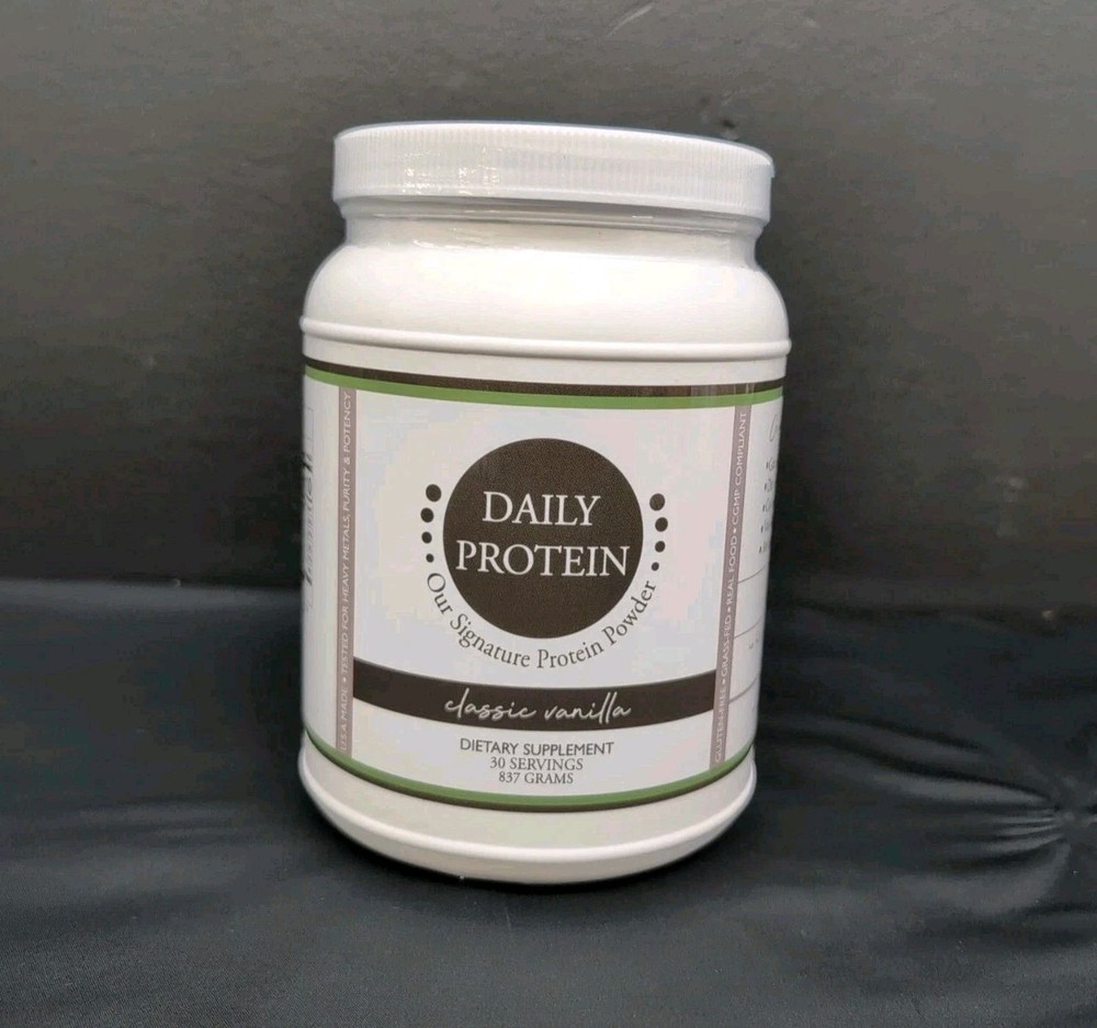 Core Formula Daily Classic Vanilla Protein Powder 30 Serving MANF 04/2025
