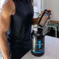 RULE 1 Whey Blend 68 serv Strawberries Creme 100% Whey Protein Blend 4.95lb