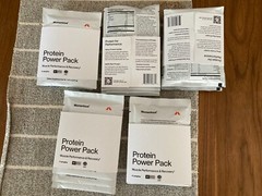 Momentous Protein Powder Travel Packs 20 Servings Variety Pack EXP 05/2026