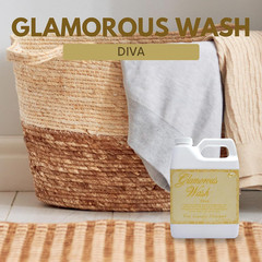 Luxury Scented Laundry Detergent 32oz with Keychain Bundle