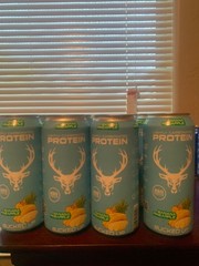 Lightly Carbonated Protein RTD – Banana Pineapple – 16 fl oz (11 Cans)