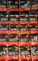 Lot of 100 ON Optimum Nutrition Gold Standard 100% Whey Cinnamon Roll 1.09 oz.