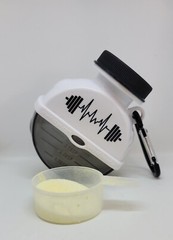 Portable Supplement Powder Storage Container/Funnel Keychain Gym Free Shipping