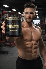 REDCON1 Total War Pre-Workout Powder Blue Lemonade Flavor Energy and Endurance