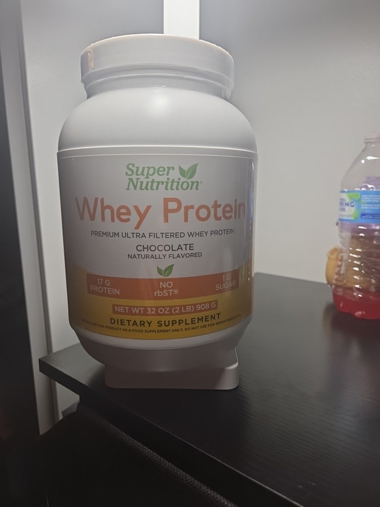 Premium Ultra Filtered Whey Protein 32oz 2lb Chocolate Naturally Flavored 😋