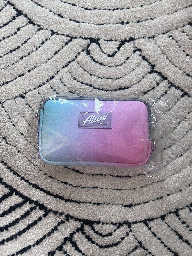 Alani Nu Travel Bag Pack Workout Limited Edition New.