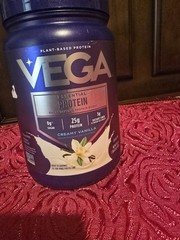 VEGA Plant-Based Protein Powder Creamy Vanilla 25g Vegan No Artificial Additives
